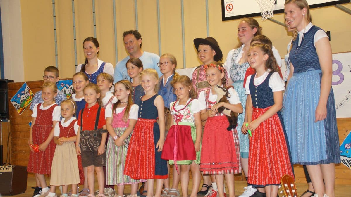 U14-Chor beim Regionalsingen in Lavamünd